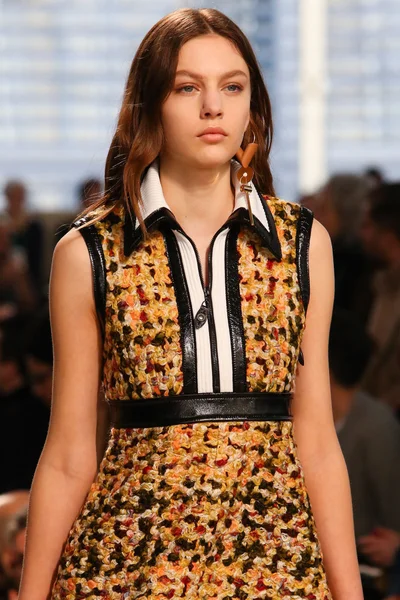 Look 119